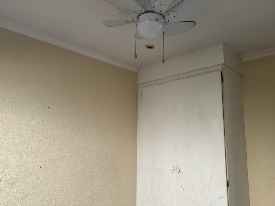 2 Bedroom Property for Sale in Safari Gardens North West